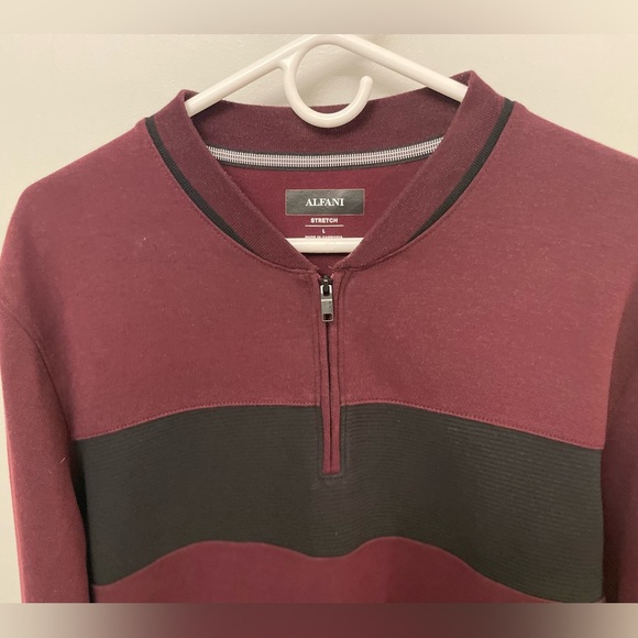 Good condition Alfani Neck Zipper Sweater Maroon/Black - Picture 4 of 8